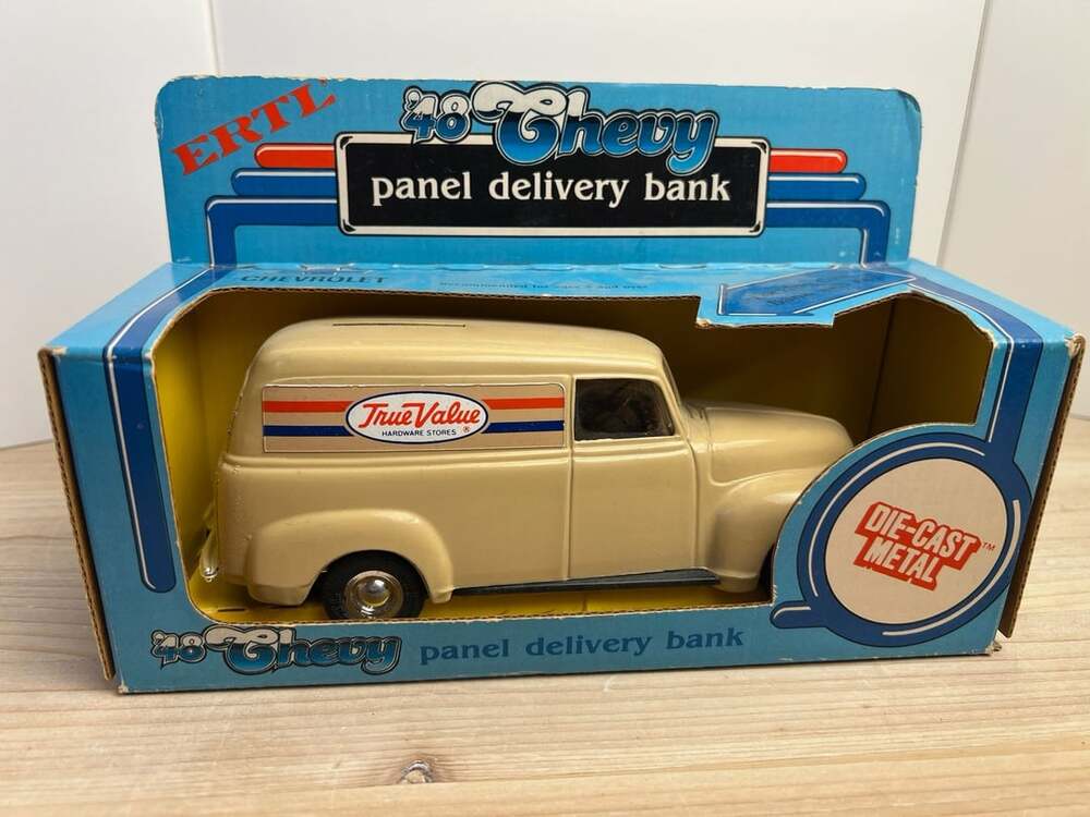 Vintage ERTL 1948 Chevy Panel Delivery Bank True Value Die-Cast Truck